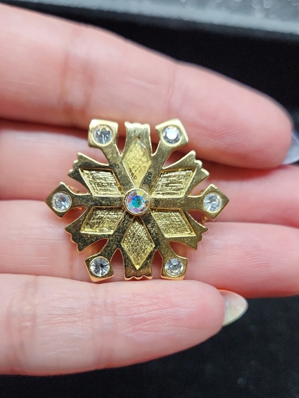 Gold-Tone  Holiday Brooche Bundle - Picture 4 of 11